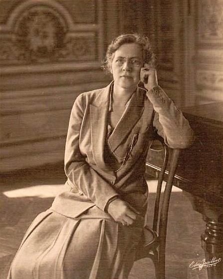Nadia Boulanger in Paris, 1925. (Public domain)